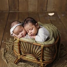 Newborn baby tweeling fotograaf Hellevoetsluis