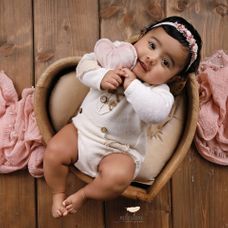 Baby 3 4 of 5 maanden oud  fotograaf Hellevoetsluis, Zuid Holland