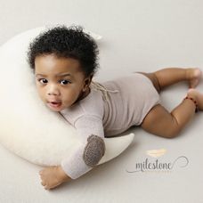 Babyfotograaf eerste fotoshoot Hellevoetsluis baby 3, 4, 5 maanden oud